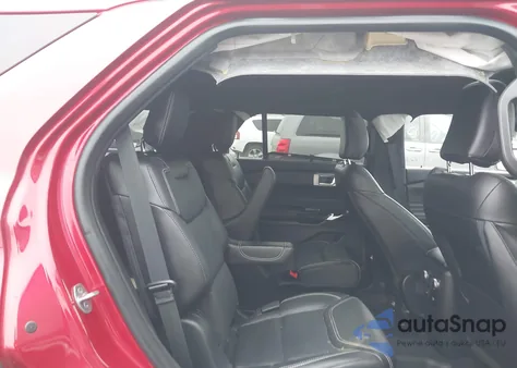 2021 Ford Explorer St z USA, uszkodzony, nr VIN 1FM5K8GC2MGA11072